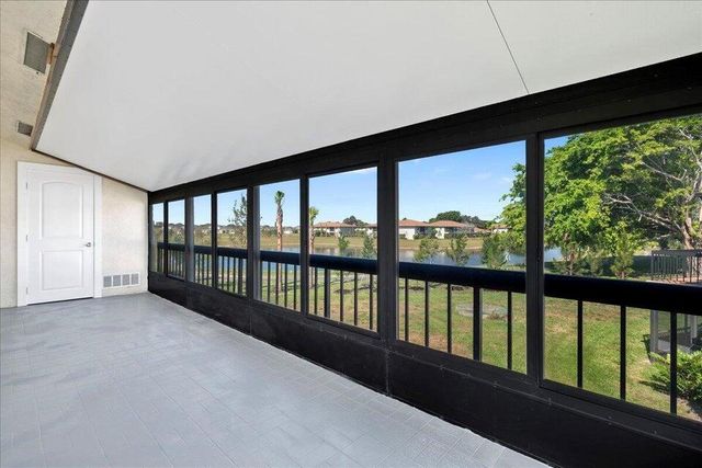 13921 Royal Palm Court D, Delray Beach, FL 33484