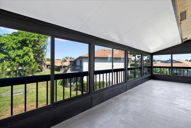 13921 Royal Palm Court D, Delray Beach, FL 33484