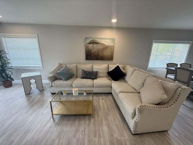 13921 Royal Palm Court D, Delray Beach, FL 33484