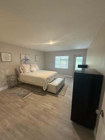 13921 Royal Palm Court D, Delray Beach, FL 33484