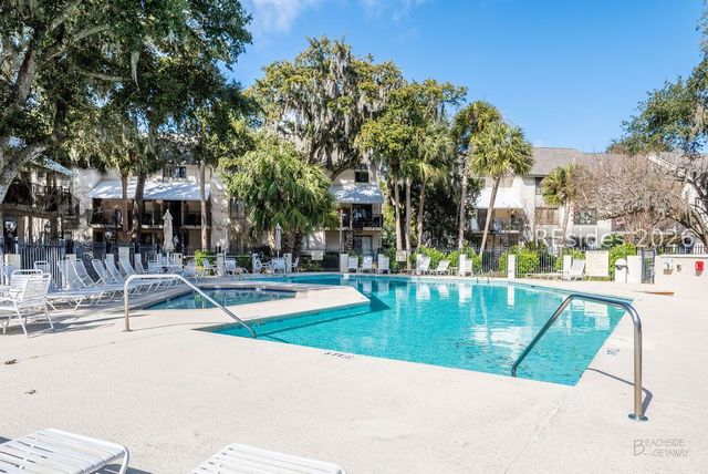 36 Deallyon Ave Apt 74, Hilton Head Island, SC 29928