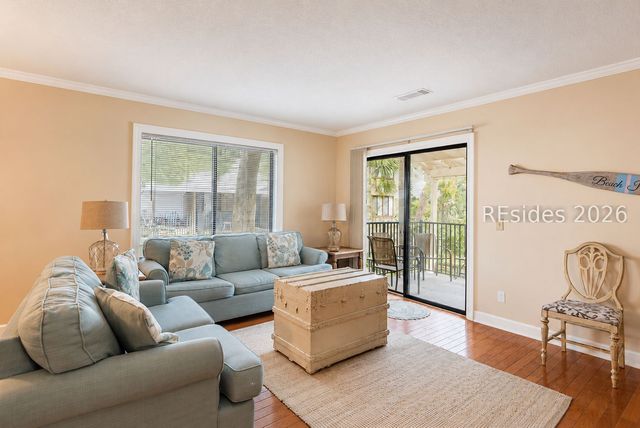 36 Deallyon Ave Apt 74, Hilton Head Island, SC 29928