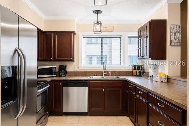 36 Deallyon Ave Apt 74, Hilton Head Island, SC 29928