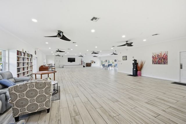14589 Canalview Drive B, Delray Beach, FL 33484