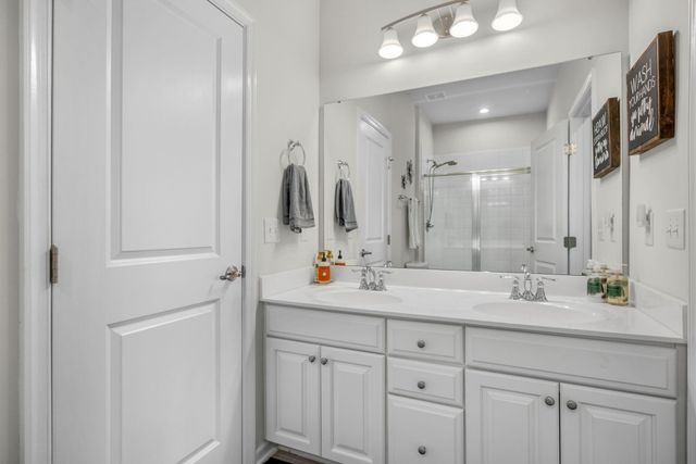534 Bucklebury Road, Greer, SC 29651