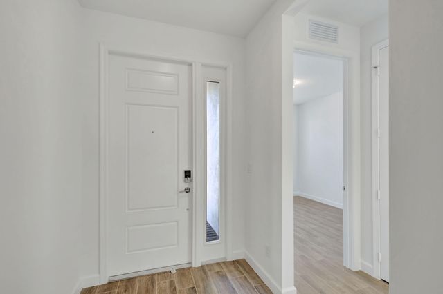 1549 Sawgrass Whisper Way, The Acreage, FL 33470