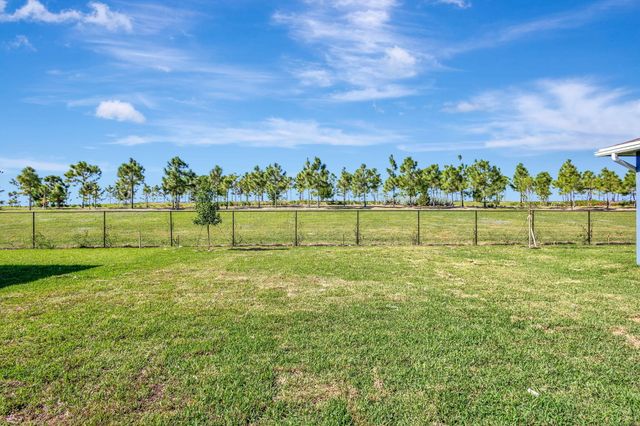 1549 Sawgrass Whisper Way, The Acreage, FL 33470