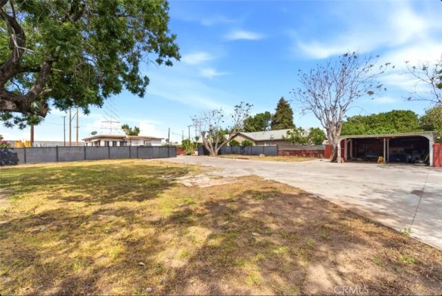 261 S Muscott, San Bernardino, CA 92410