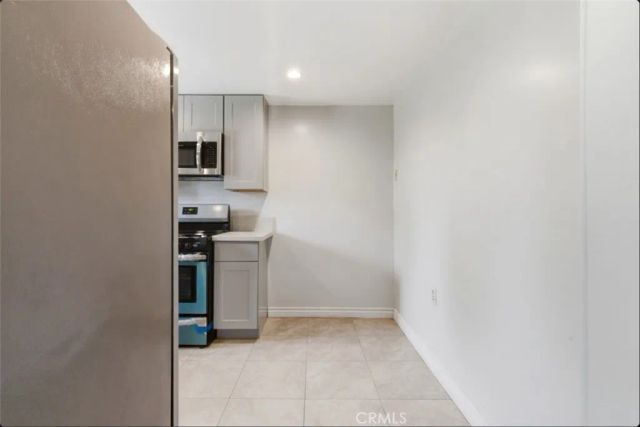 261 S Muscott, San Bernardino, CA 92410