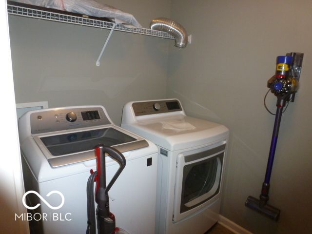 9849 N Anchor Bend, Mccordsville, IN 46055