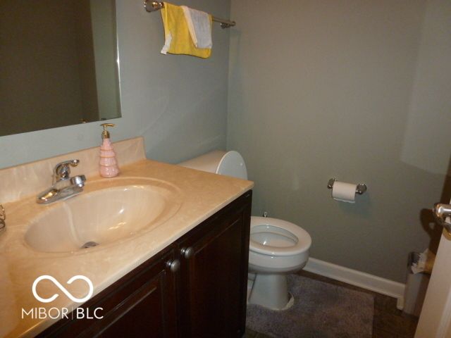 9849 N Anchor Bend, Mccordsville, IN 46055