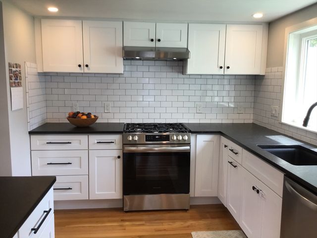 32 Hills St, Randolph, MA 02368