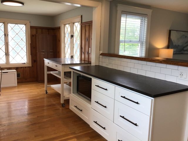 32 Hills St, Randolph, MA 02368
