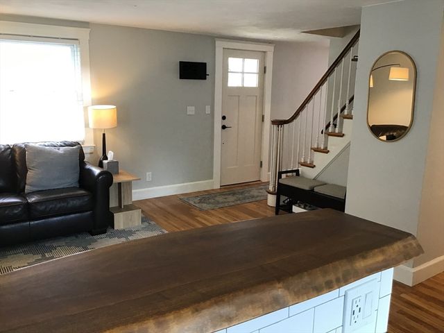 32 Hills St, Randolph, MA 02368