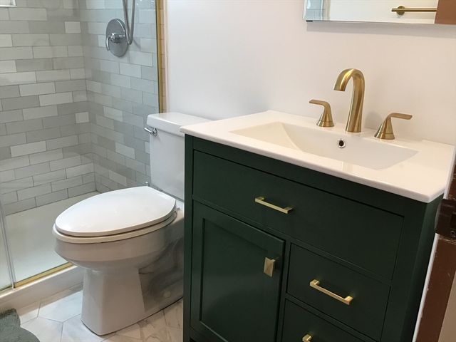 32 Hills St, Randolph, MA 02368