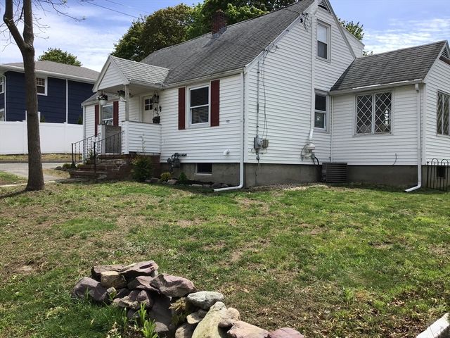 32 Hills St, Randolph, MA 02368