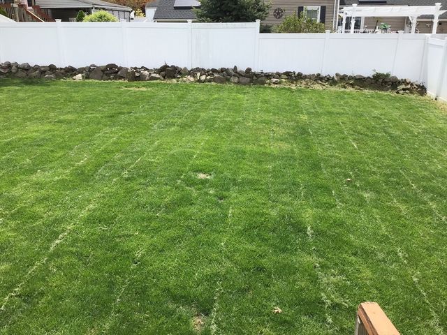 32 Hills St, Randolph, MA 02368