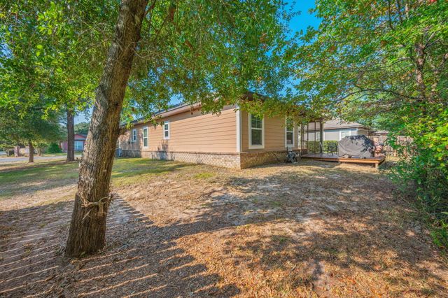 12 Benton Boulevard, Freeport, FL 32439