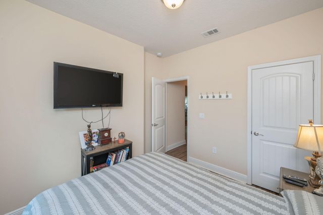 12 Benton Boulevard, Freeport, FL 32439