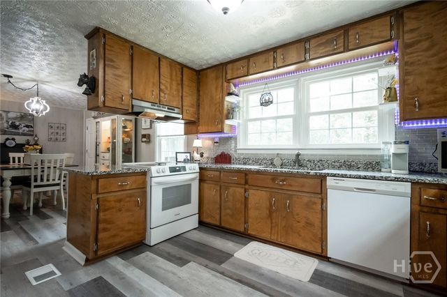 2014 Athens Road, Royston, GA 30662
