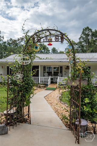2014 Athens Road, Royston, GA 30662