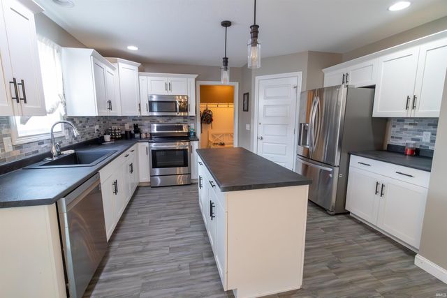 12601 Page Hill Court, Fort Wayne, IN 46818