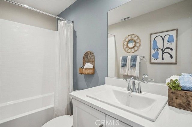 6377 Moonfire Lane, Fontana, CA 92336