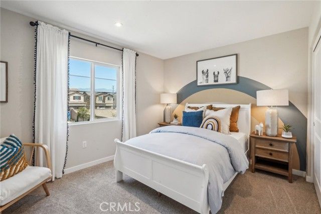 6377 Moonfire Lane, Fontana, CA 92336