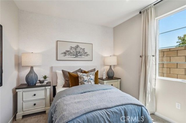 6377 Moonfire Lane, Fontana, CA 92336