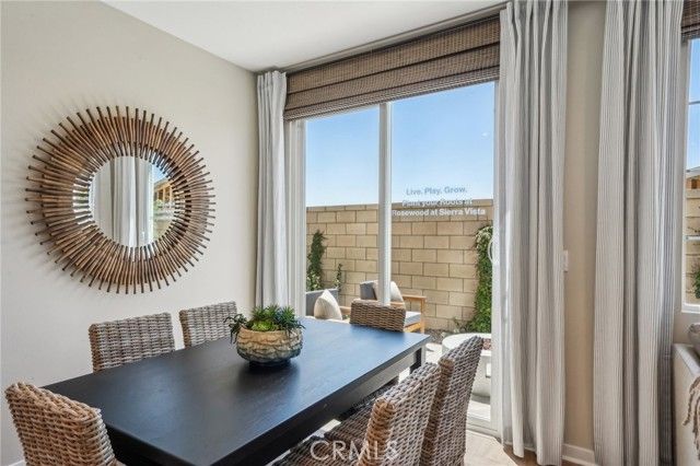 6377 Moonfire Lane, Fontana, CA 92336