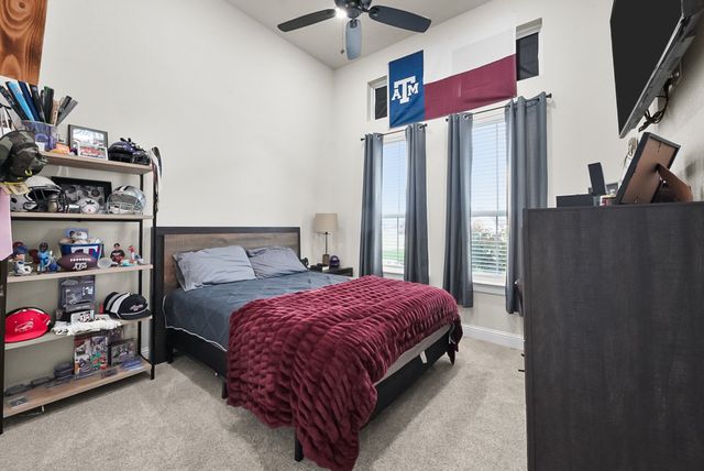 863 Alto Bonito Court, Godley, TX 76044