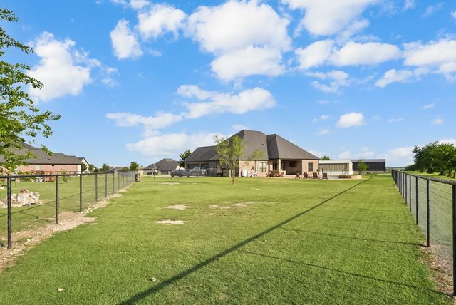 863 Alto Bonito Court, Godley, TX 76044