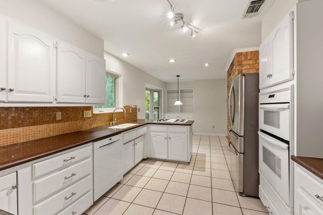 4600 Eby LN, Austin, TX 78731