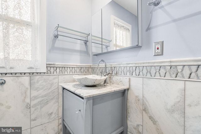 403 WINDSOR AVE, Haddon Township, NJ 08108