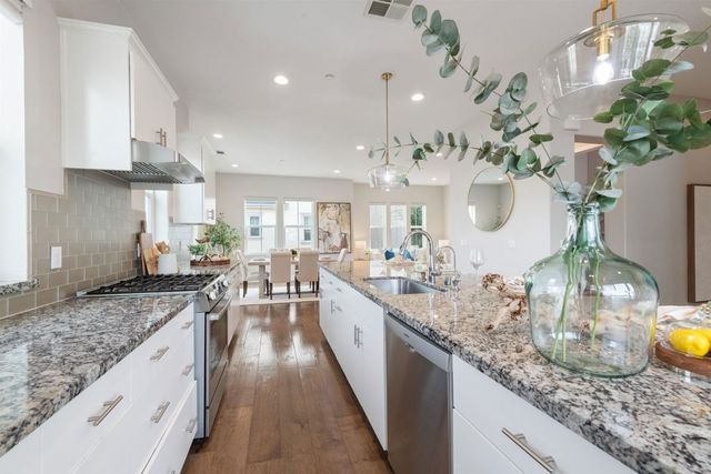 4371 Panorama Dr, Dublin, CA 94568