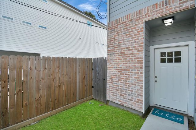 3019 Elysian Street, Houston, TX 77009