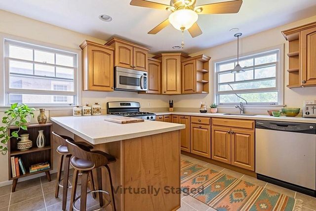 486 Park Avenue, Valparaiso, IN 46385