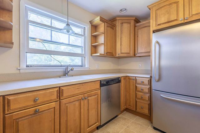 486 Park Avenue, Valparaiso, IN 46385