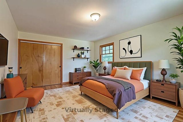 486 Park Avenue, Valparaiso, IN 46385