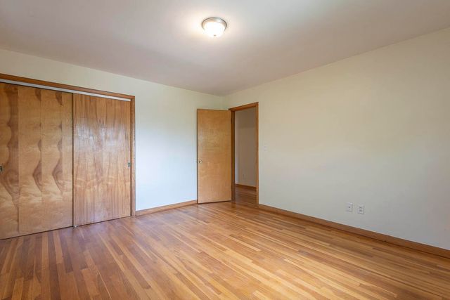 486 Park Avenue, Valparaiso, IN 46385