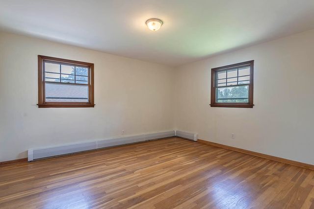 486 Park Avenue, Valparaiso, IN 46385