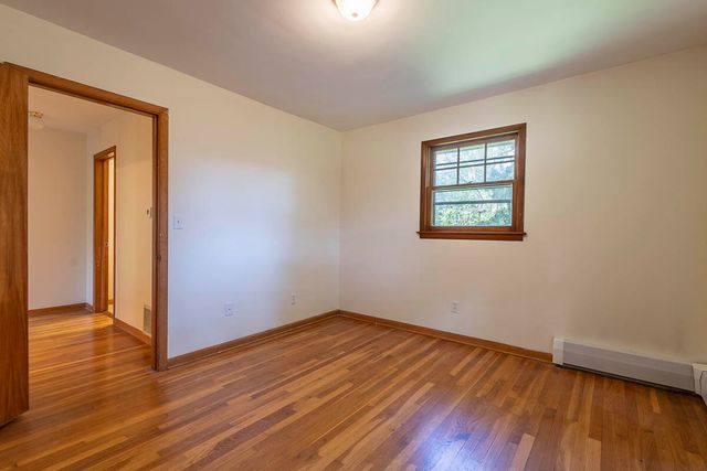 486 Park Avenue, Valparaiso, IN 46385