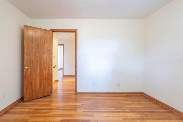 486 Park Avenue, Valparaiso, IN 46385