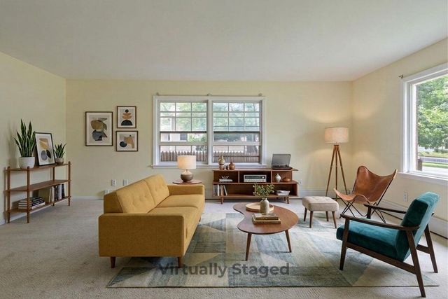 486 Park Avenue, Valparaiso, IN 46385