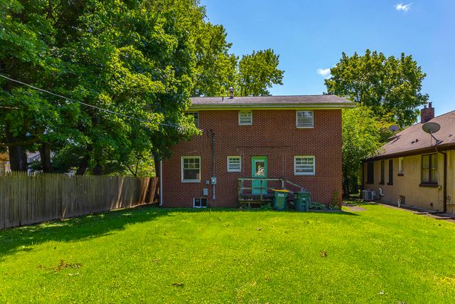 486 Park Avenue, Valparaiso, IN 46385