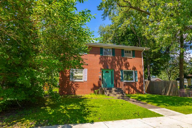 486 Park Avenue, Valparaiso, IN 46385
