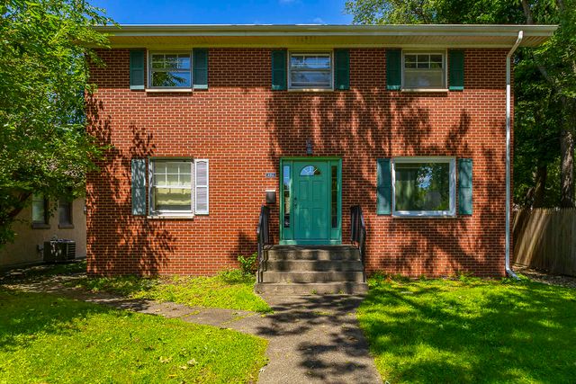 486 Park Avenue, Valparaiso, IN 46385