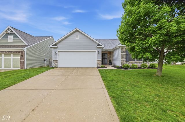5780 Blue Sky Drive, Whitestown, IN 46075