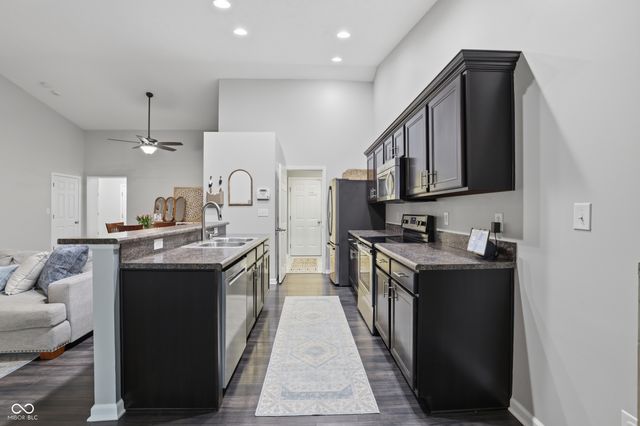 5780 Blue Sky Drive, Whitestown, IN 46075