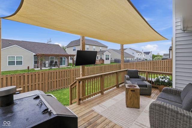 5780 Blue Sky Drive, Whitestown, IN 46075